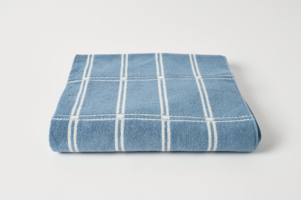 Bath Towel in Celeste & Chalk