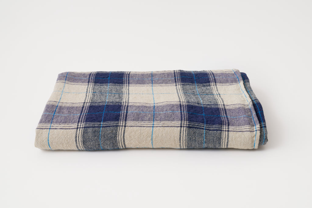 Old School Checks 55 x 98 Tablecloth